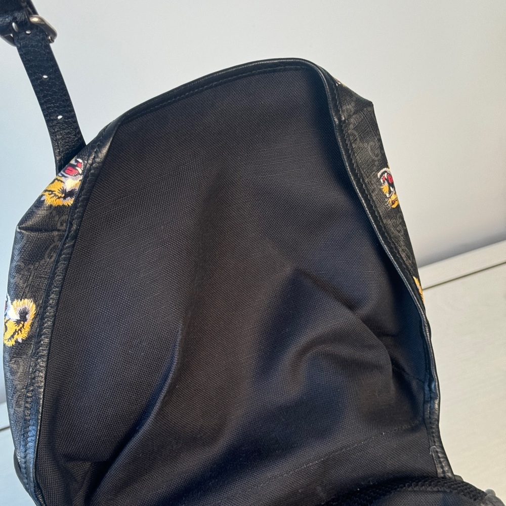 Gucci Tigers Monogram Canvas Interlocking Drawstring  Backpack - Picture 10 of 12